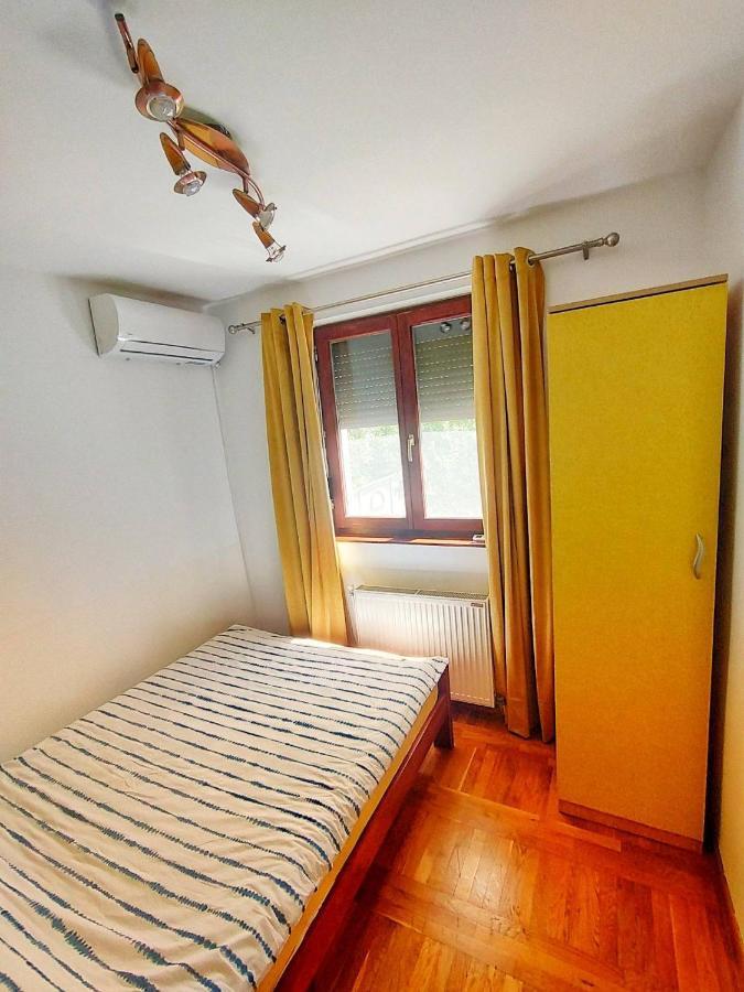 Apartament Plavi Apartman Airport Belgrad Zewnętrze zdjęcie